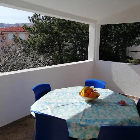 Mirjana Radovic דירה *