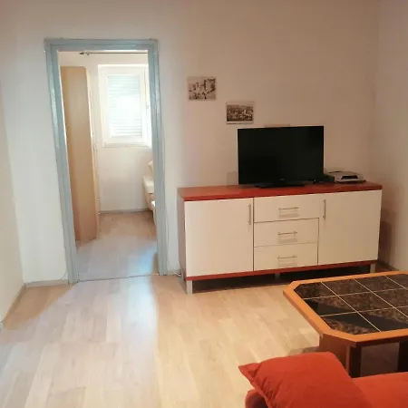 דירה Mirjana Radovic *