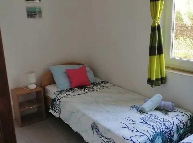 Mirjana Radovic 아파트