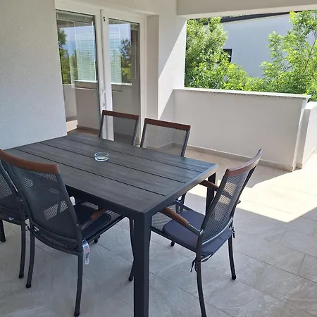 Apartamento Mirjana Radovic Baška
